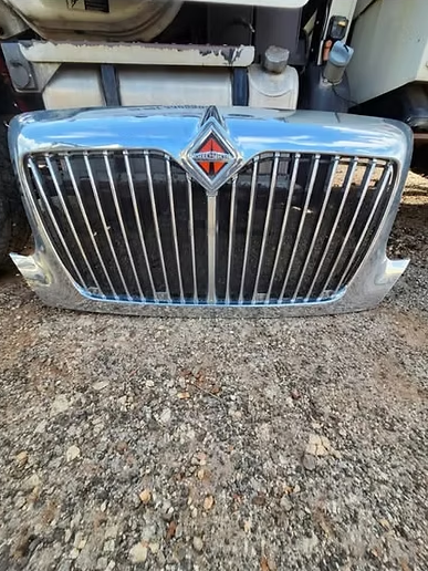 2002-2008 International 4300 Grille-Used
