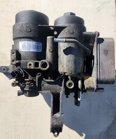 International 1886166C95 Fuel Filter Housing