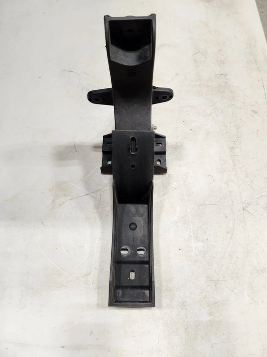 18-24 FREIGHTLINER CASCADIA REAR RIGHT FAIRING EXTENDER BRACKET 22-67509-000 OEM