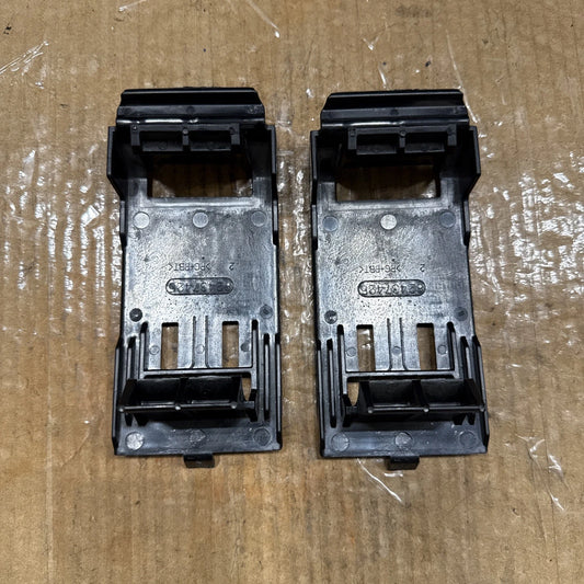 (2 Pack) Fairing Retainer Replaces OEM: 82437425