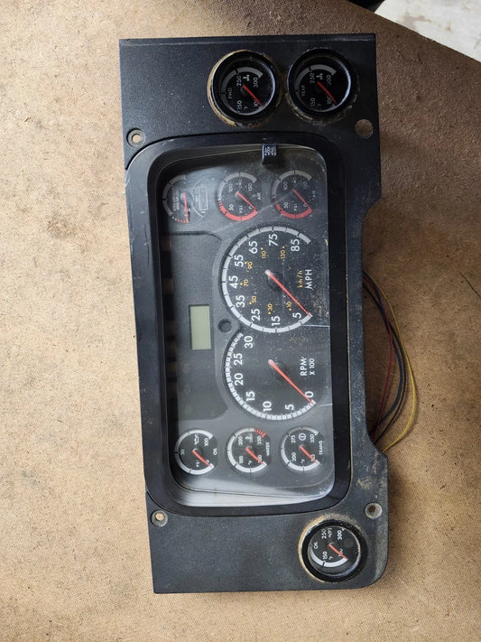FREIGHTLINER CASCADIA USED INSTRUMENT CLUSTER A22-66236-101