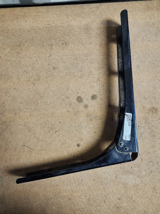 84720518 Volvo Fairing Bracket
