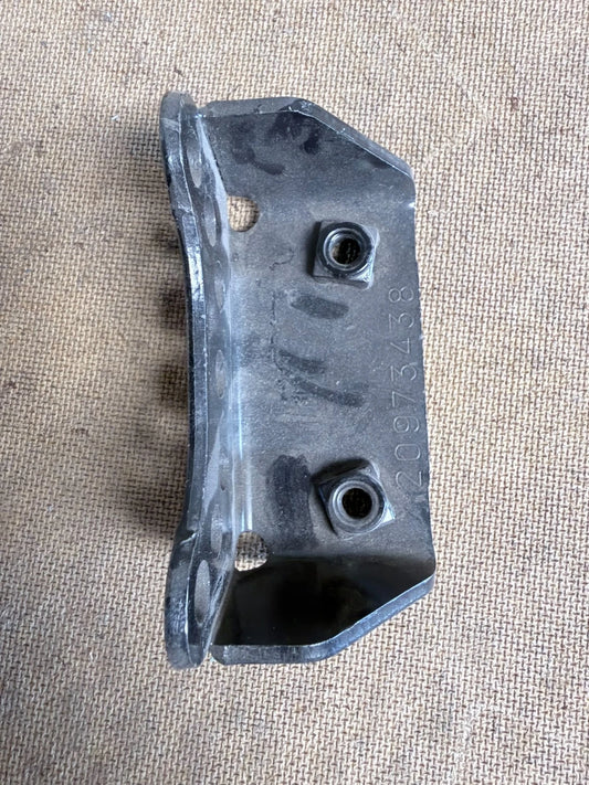 VOLVO FRONT tow device, BRACKET, SUPPORT , MOUNT 20973438