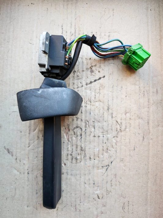 OEM Volvo VNL Wipers Switch 20424046