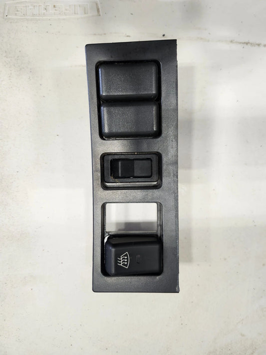 2003-2018 Volvo VNL SWITCH Dash Panel - Used | P/N 3175616 OEM