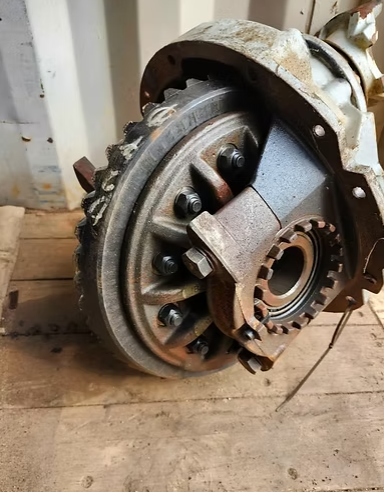 Meritor Rear Differential Assembly P/N 3200-K-1704