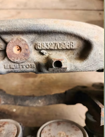 International LT Left/Driver Caliper 68327096B
