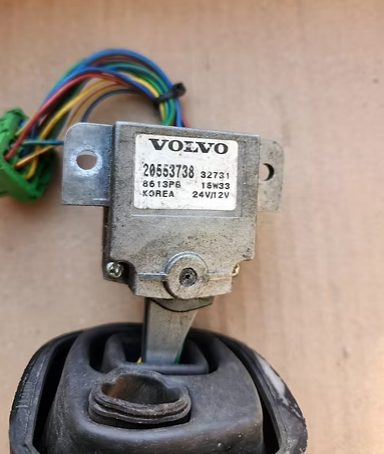 OEM Used Genuine Volvo VNL Turn Signal Multi Function Switch 20553738