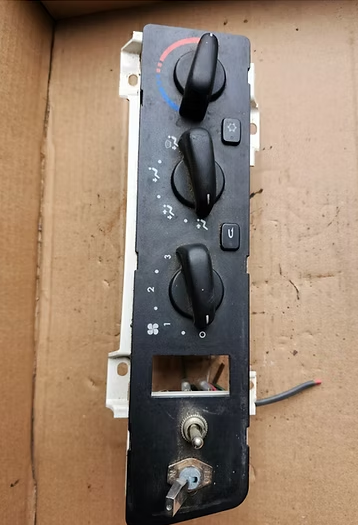 2003-2016 Freightliner COLUMBIA 120 Heater A/C Temp Controls Used P/NA2254708221