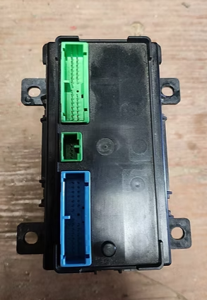 2014 Volvo VNL D13 Manual 10 Speed 21720493-P02 Cab Control Module