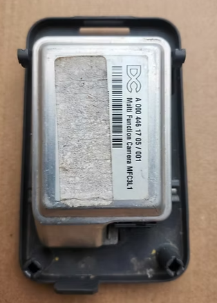 Freightliner Cascadia Multi Function Camera A0004461705 / 001 MFC3L1