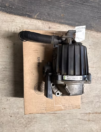 2008-2017 FREIG CASCADIA 125 14.8L ENGINE OIL SEPARATOR HOUSING A4720107662