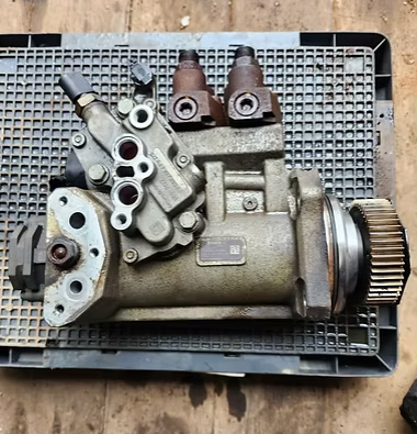 Detroit Diesel DD15 Fuel Injection Pump A4700902150, 0445020236 Complete OEM