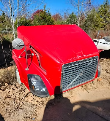 2003-2018 Volvo VNL Hood