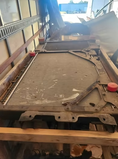 NEW Western Star 5E0152910000 Radiator Assembly