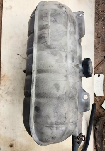 05-23045-001 / 05-23045-002 Genuine Freightliner Century Coolant Reservoir OEM