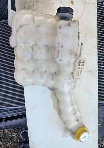 Coolant Reservoir Freightliner M2 A05-33753-000