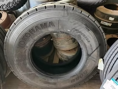 Yokohama 506U 315/80R22.5 160/157K