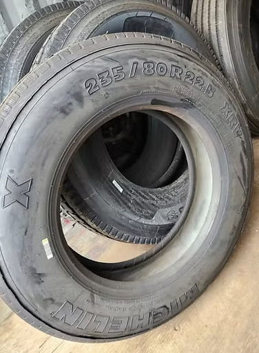 Michelin XRV MICH 87511 235/80 R22.5 TL14 134/132L