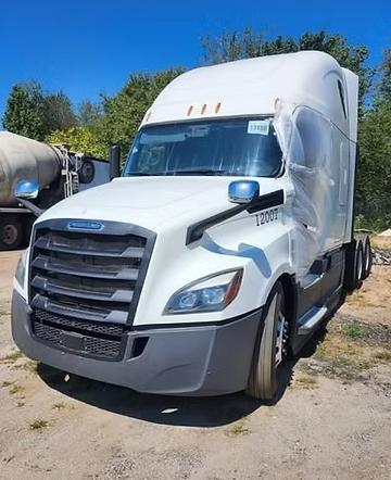 2020 Freightliner Cascadia parts
