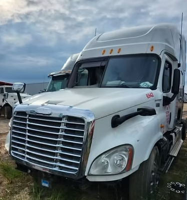 2012 Freightliner Cascadia parts only