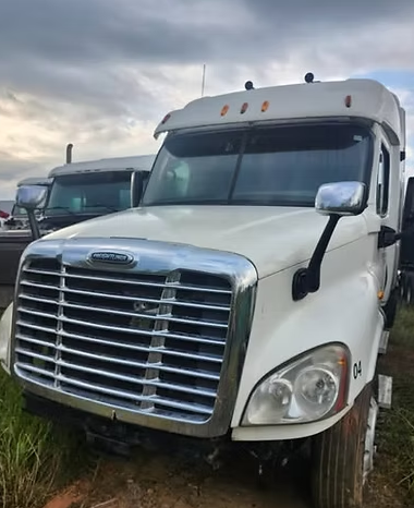 2012 Freightliner Cascadia parts