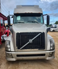 2003 Volvo VNL for parts