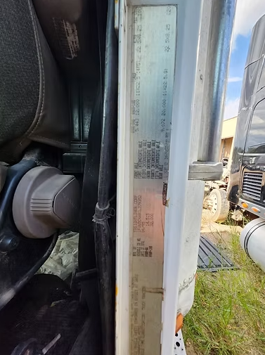 1995 Freightliner FLD120 parts