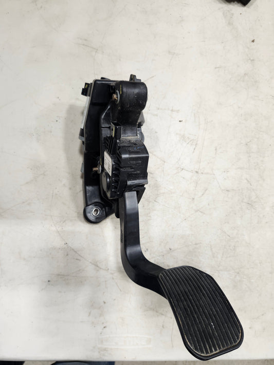 2015-2020 Ford F150 Accelerator Pedal Travel Sensor OEM 697667B