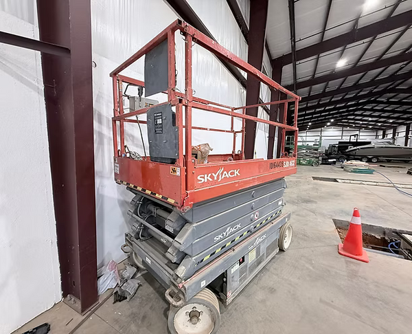 Scissor Lift (SKYJACK)