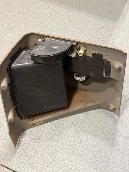 MACK CXU613 CUP HOLDER DASH PANEL  P/N: 10037506