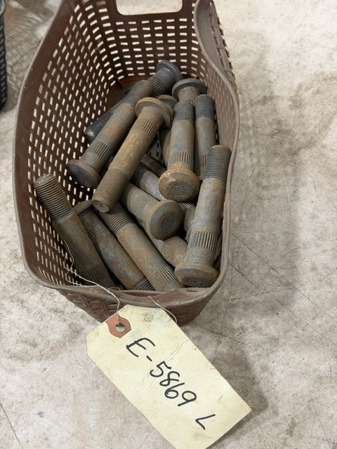 Wheel Stud 201.6075L  E5869L R005869L