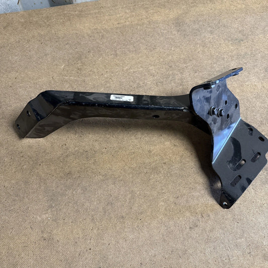 2018-2024 VOLVO VNL 760 FRONT RIGHT SIDE HOOD LOWER MOUNT BRACKET 82771490 OEM