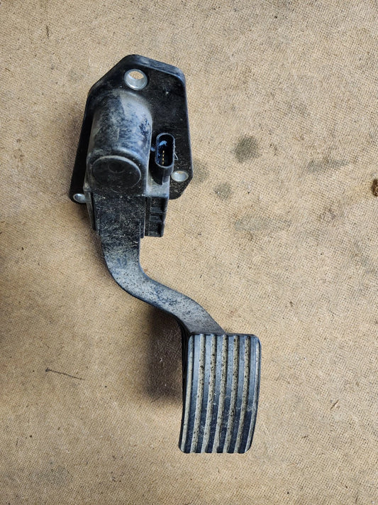 2024 Kenworth T480 69K Throttle Pedal Paccar D21-6033-500 OEM