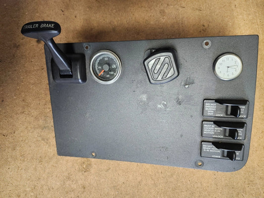 2015 Freightliner Cascadia Gauge Switch Panel