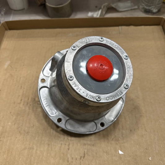 Stemco 358-4195 Wheel Bearing Grease Integrated Sentinel Grease Hub C
