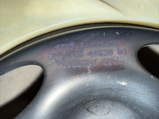 4735-44830-01 Detroit DD13 32" Fan Blade