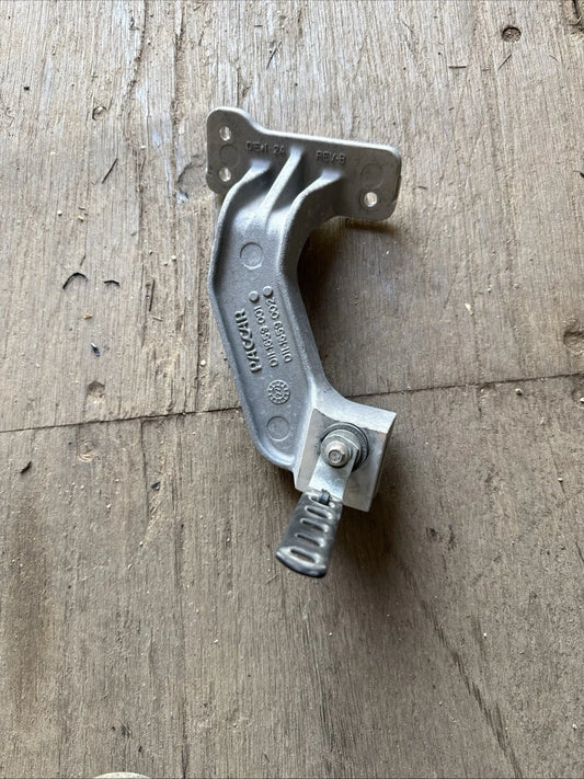D11-1659-002 EMAC BRACKET - PX-9 MH For 2024 Kenworth T480