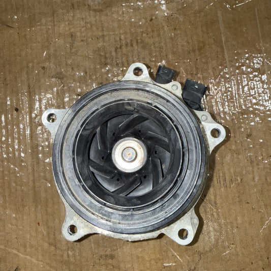 2452068 | Genuine Paccar® Engine Water Coolant Pump