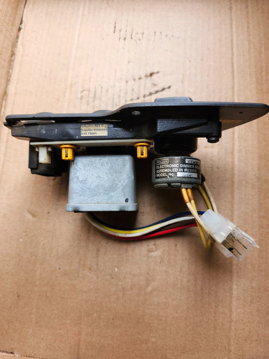 OEM 2015 T700 Kenworth Dash Control Switch Panel S45-1001 S64-1025-1