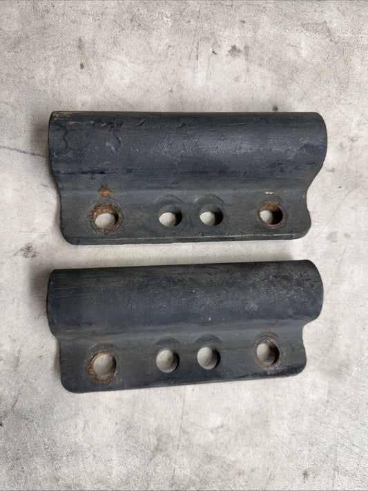 90015150 Genuine Saf Holland Hold Down Clip/Bracket OEM - Used Lot Of 3