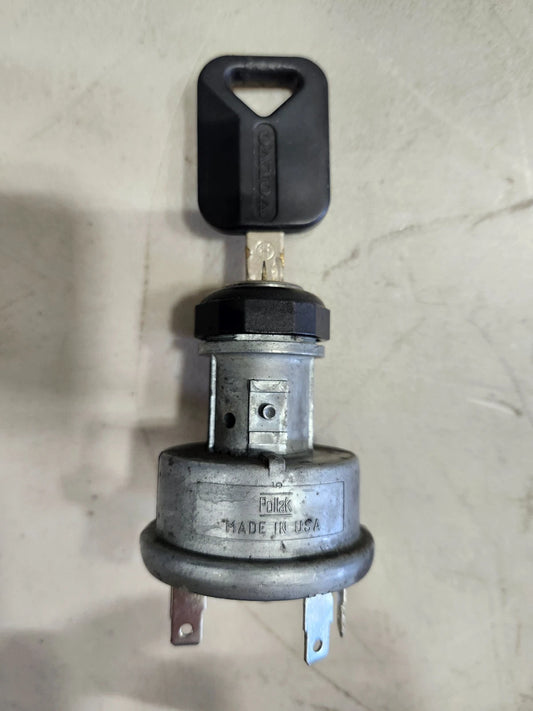 2009 VOLVO 21203310 IGNITION SWITCH WITH KEY