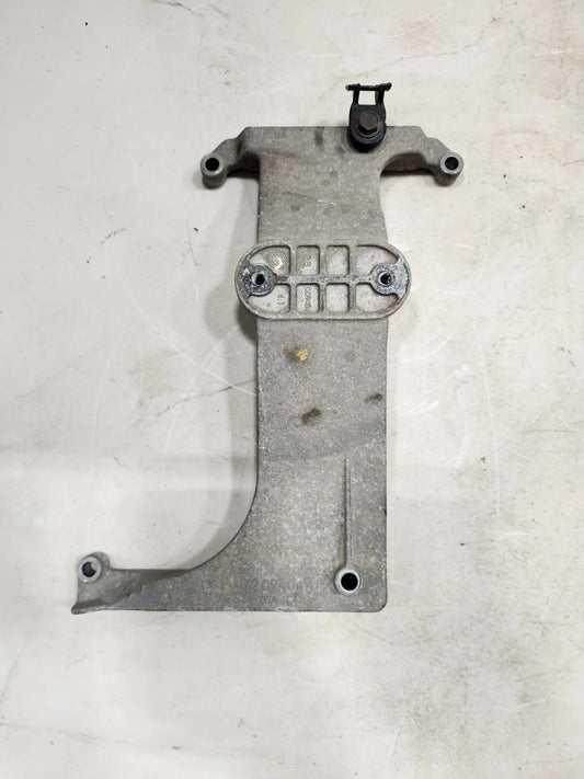 Used Detroit Diesel DD15 Support Bracket - A4720940441 OEM
