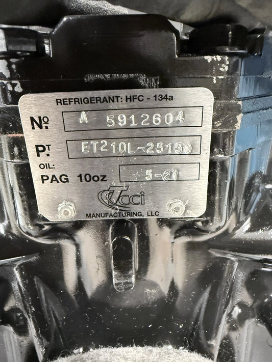 LC2100 Paccar OEM A/C Compressor No Clutch | Tube-O Fittings | Kenworth Peterbil