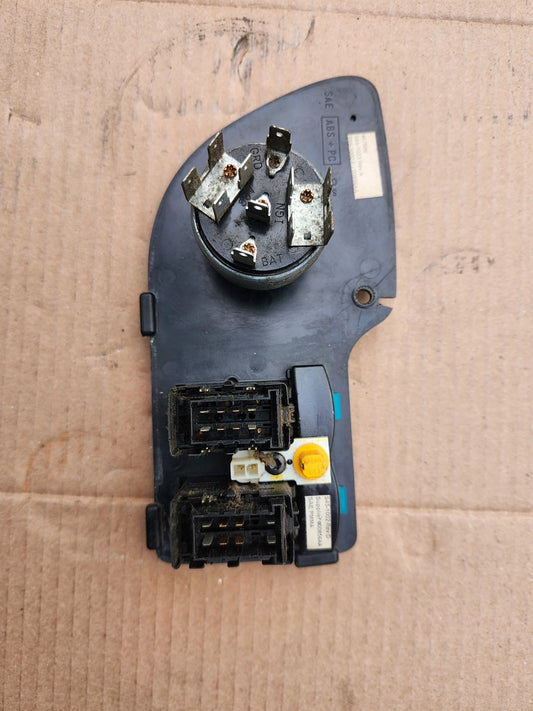OEM 2015 KENWORTH T700 DASH IGNITION SWITCH S45-1002 / S64-1023 / P27-1002-3