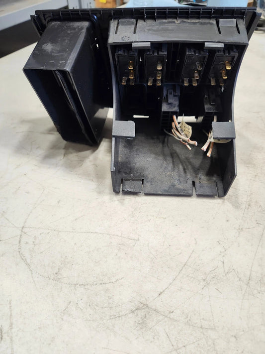 Volvo VNL Rocker Switch Panel Assembly 3175600 OEM
