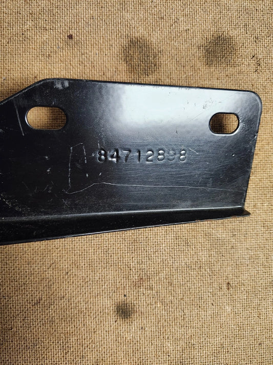 Volvo VNL 2004-2017 Wind Upper Fairing Support R3 84712898 Right Side.