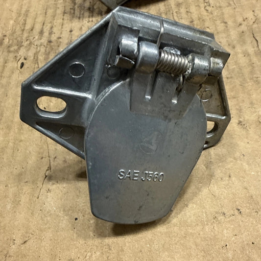 Automann 179.1059 Socket 7 Way Iso