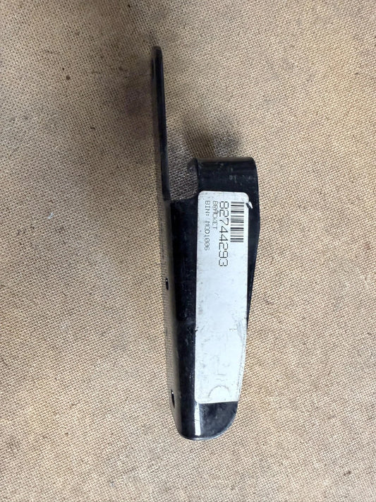 GENUINE Volvo Truck 82744293 RH Sensor Bracket