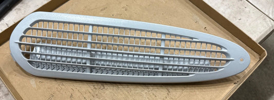 17-14809-009 Grille Intake, M2, Argent Silver for Freightliner